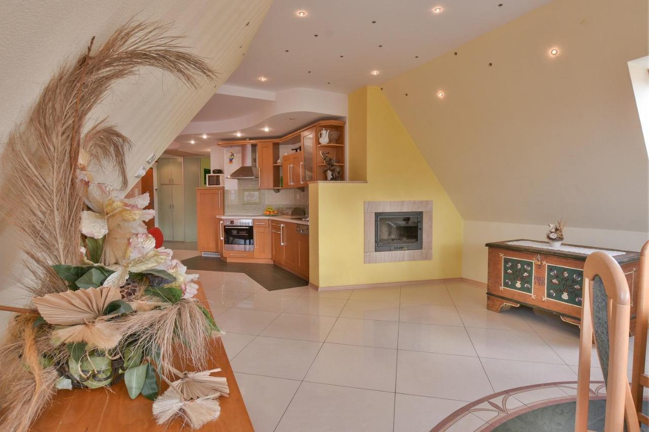 Apartamenty Promenada Kolobrzeg Ngoại thất bức ảnh