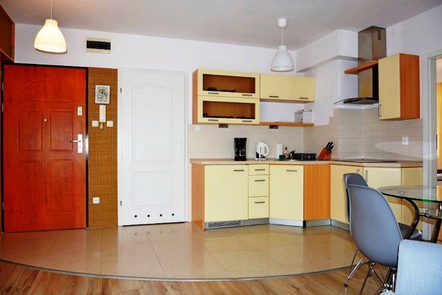 Apartamenty Promenada Kolobrzeg Ngoại thất bức ảnh
